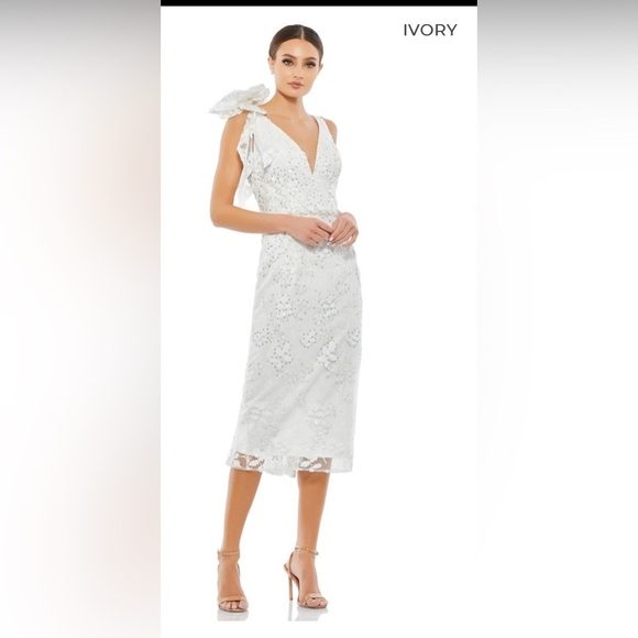 Graceful Mesh Overlay Party Dress by Mac Duggal NWT Style 79337 - Picture 1 of 11